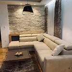 Vinvucko U Sklopu Aparthotela Vucko Privatni Jahorina