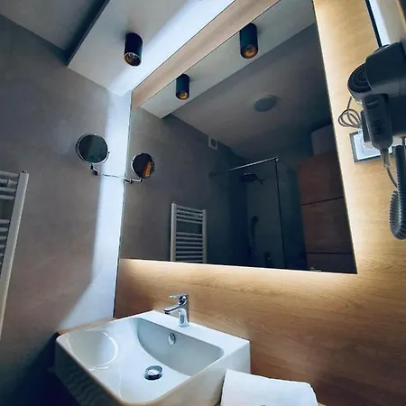 Vinvucko U Sklopu Aparthotela Vucko Privatni Apartahotel 4*