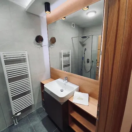 Vinvucko U Sklopu Aparthotela Vucko Privatni 4*