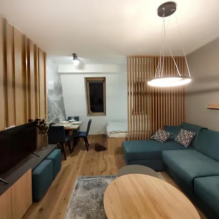 Vinvucko U Sklopu Aparthotela Vucko Privatni 4*