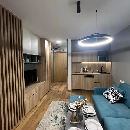 Vinvucko U Sklopu Aparthotela Vucko Privatni 4* Jahorina