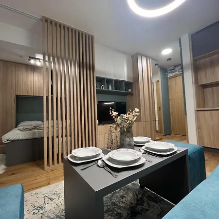 Vinvucko U Sklopu Aparthotela Vucko Privatni Jahorina