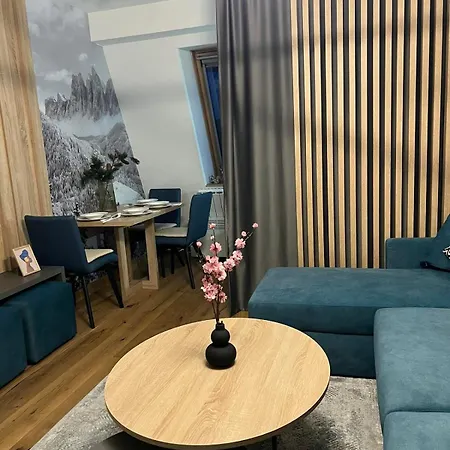 Vinvucko U Sklopu Aparthotela Vucko Privatni Jahorina