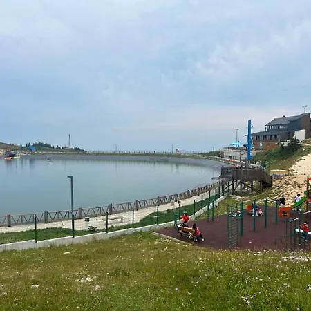 Vinvucko U Sklopu Aparthotela Vucko Privatni Apart Otel